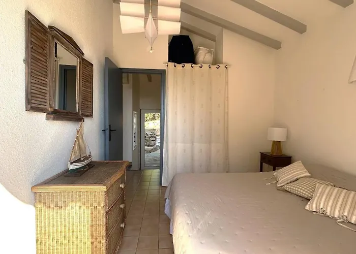 Mini-villa A 5 Minutes De La De Santa Giulia 别墅