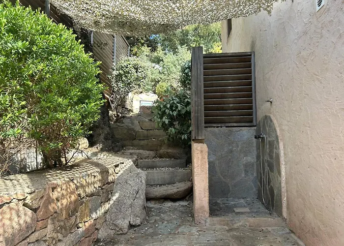 Mini-villa A 5 Minutes De La De Santa Giulia 别墅 *