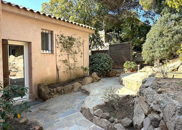 Mini-villa A 5 Minutes De La De Santa Giulia *